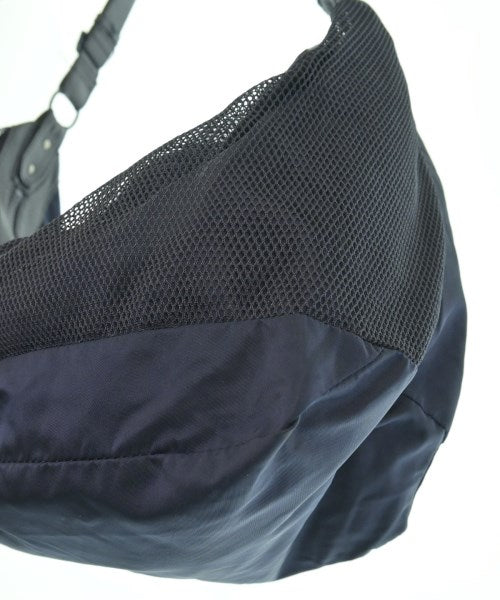 BALENCIAGA กระเป๋าสะพาย