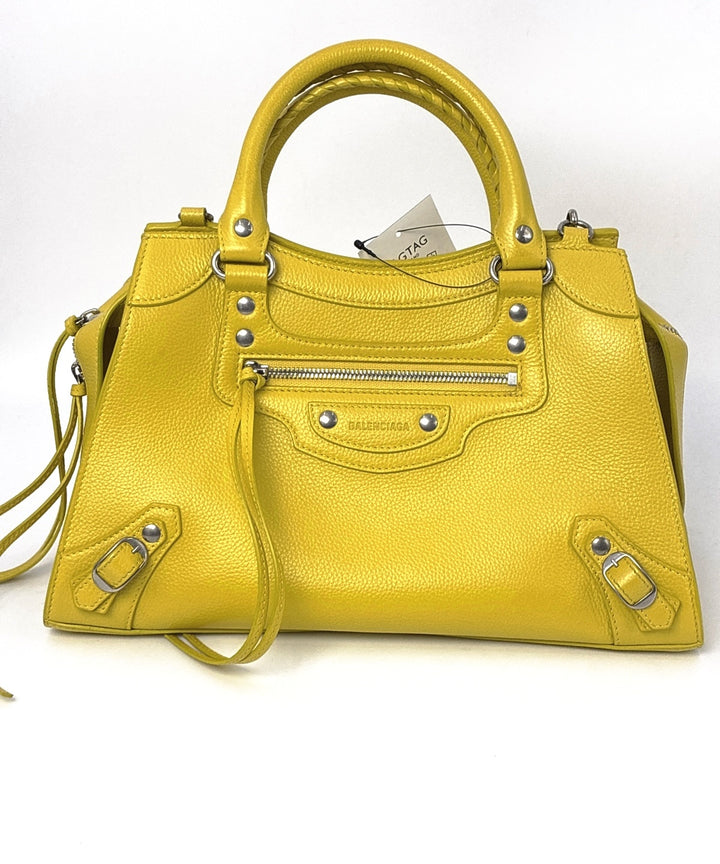 BALENCIAGA กระเป๋าสะพาย