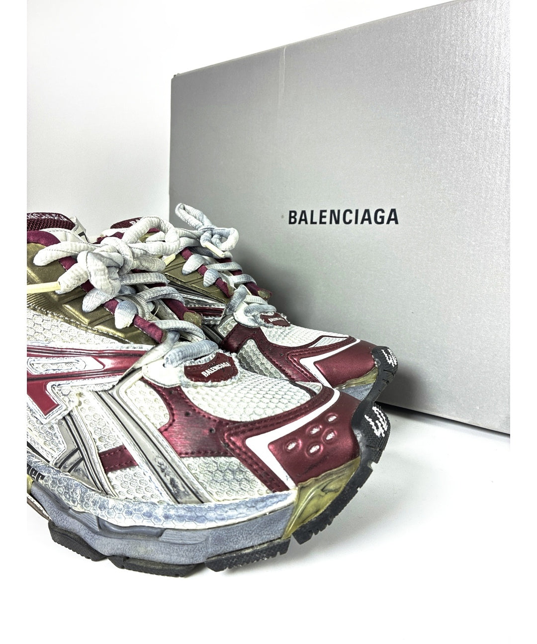 BALENCIAGA รองเท้าผ้าใบ