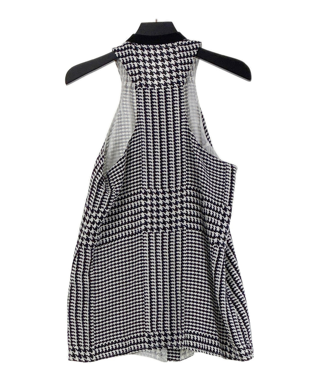 Neil Barrett เสื้อแขนกุด