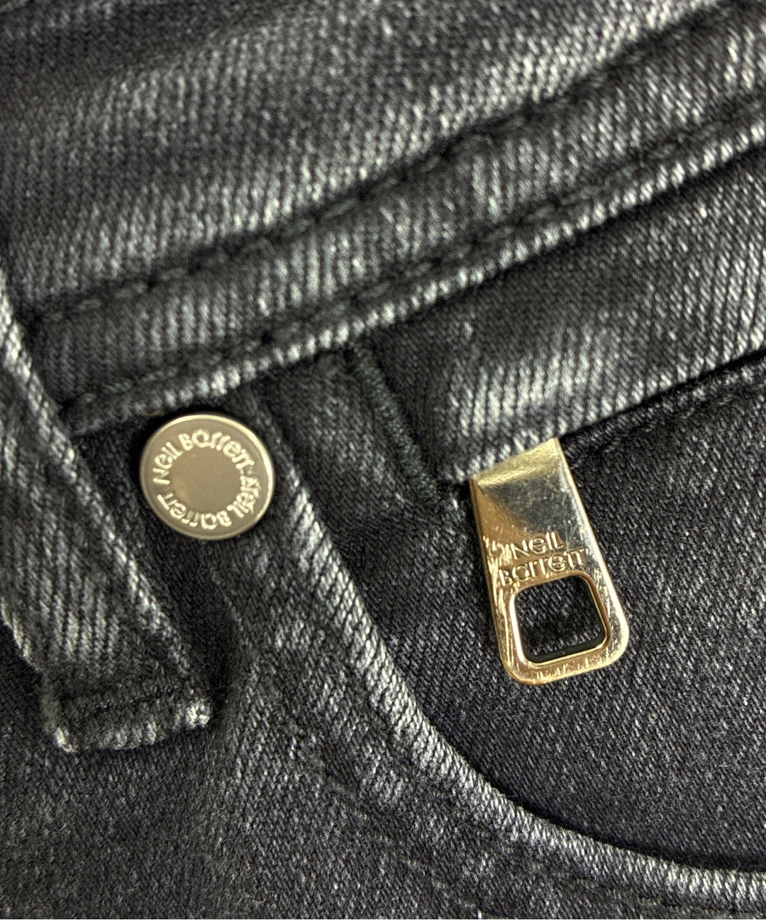 Neil Barrett ยีนส์