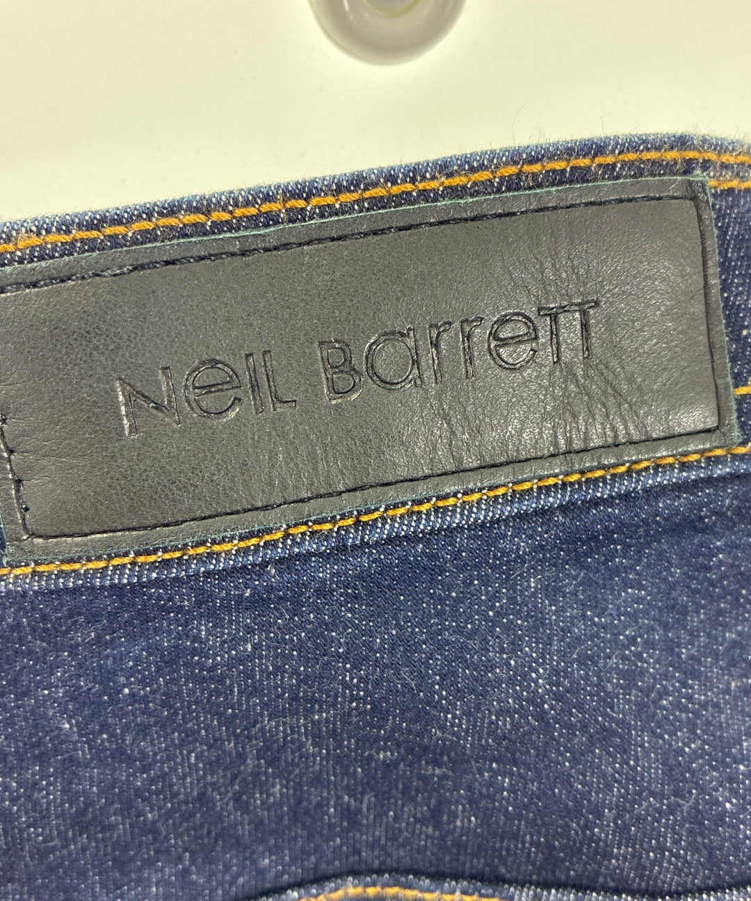 Neil Barrett ยีนส์