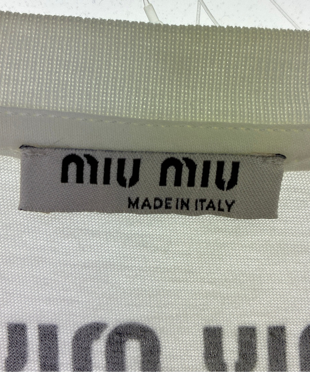 Miu Miu เสื้อยืด/เสื้อท็อปส์
