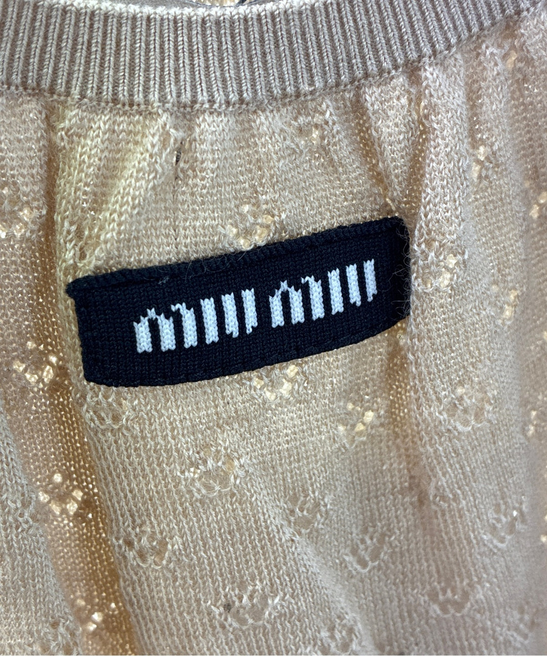 Miu Miu เสื้อสายเดี่ยว