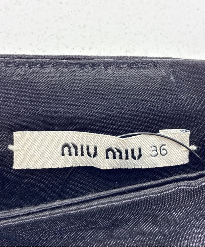 Miu Miu กระโปรงยาวถึงเข่า
