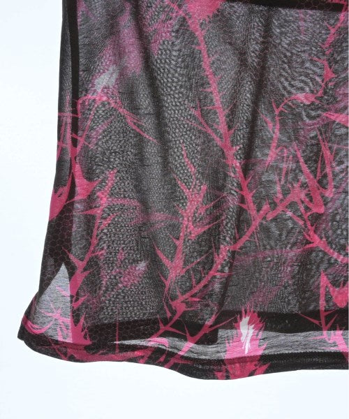 ISSEY MIYAKE เสื้อยืด/เสื้อท็อปส์