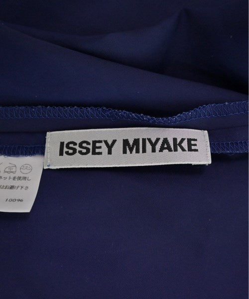 ISSEY MIYAKE เสื้อสตรี