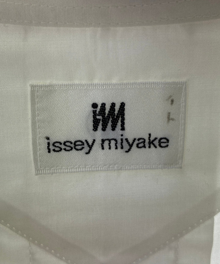 ISSEY MIYAKE เสื้อลำลอง