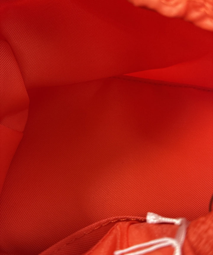 ISSEY MIYAKE กระเป๋าถือ