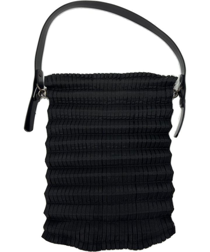 ISSEY MIYAKE กระเป๋าถือ
