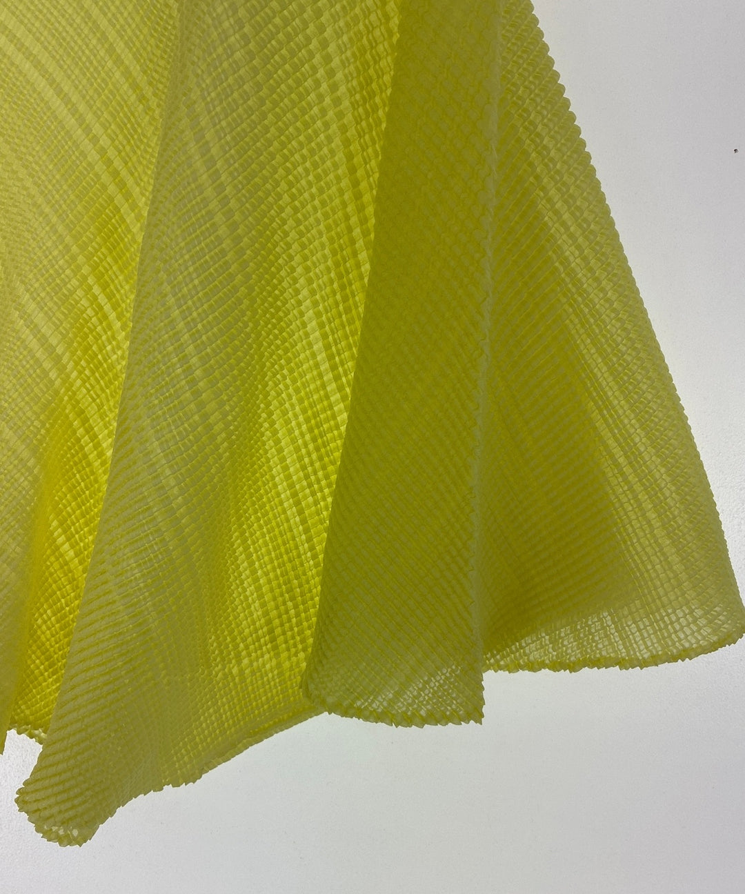 ISSEY MIYAKE แขนกุด