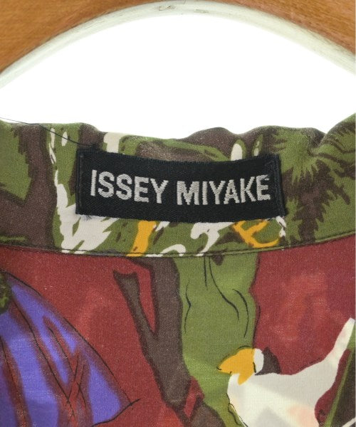 ISSEY MIYAKE เสื้อลำลอง