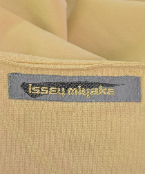 ISSEY MIYAKE เสื้อลำลอง