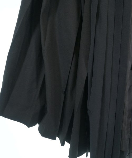TAO COMME des GARCONS กระโปรงยาวถึงเข่า