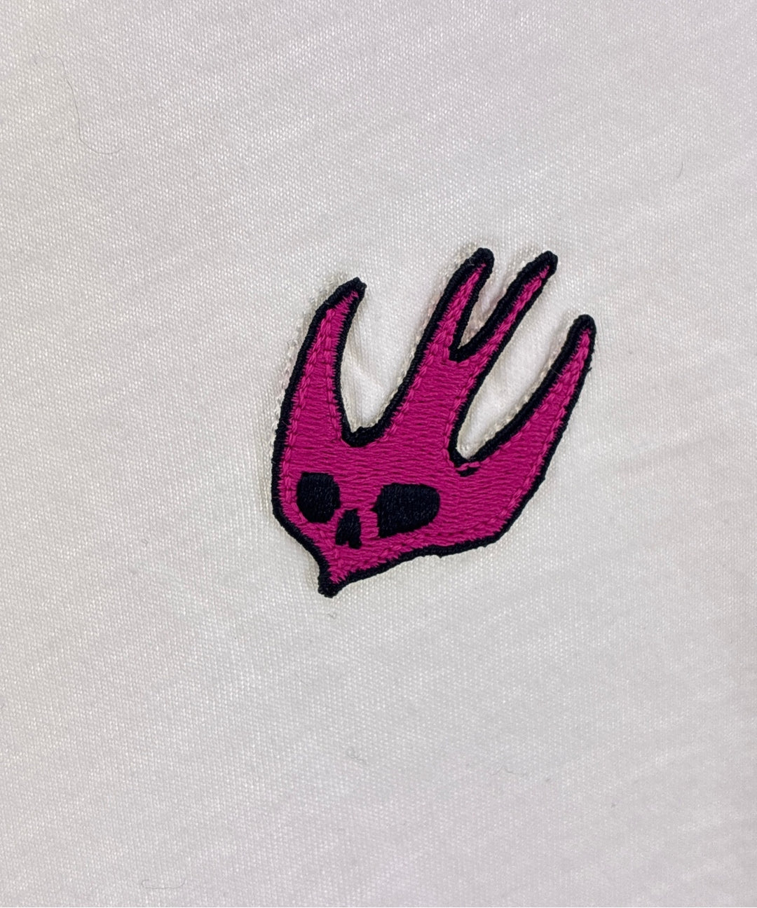 McQ เสื้อยืด/เสื้อท็อปส์