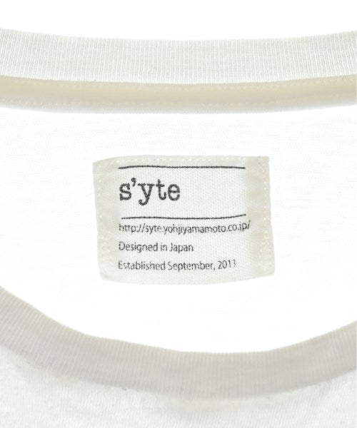 s'yte เสื้อยืด/เสื้อท็อปส์
