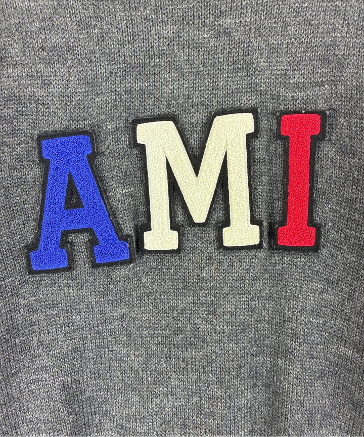 ami เสื้อกันหนาว