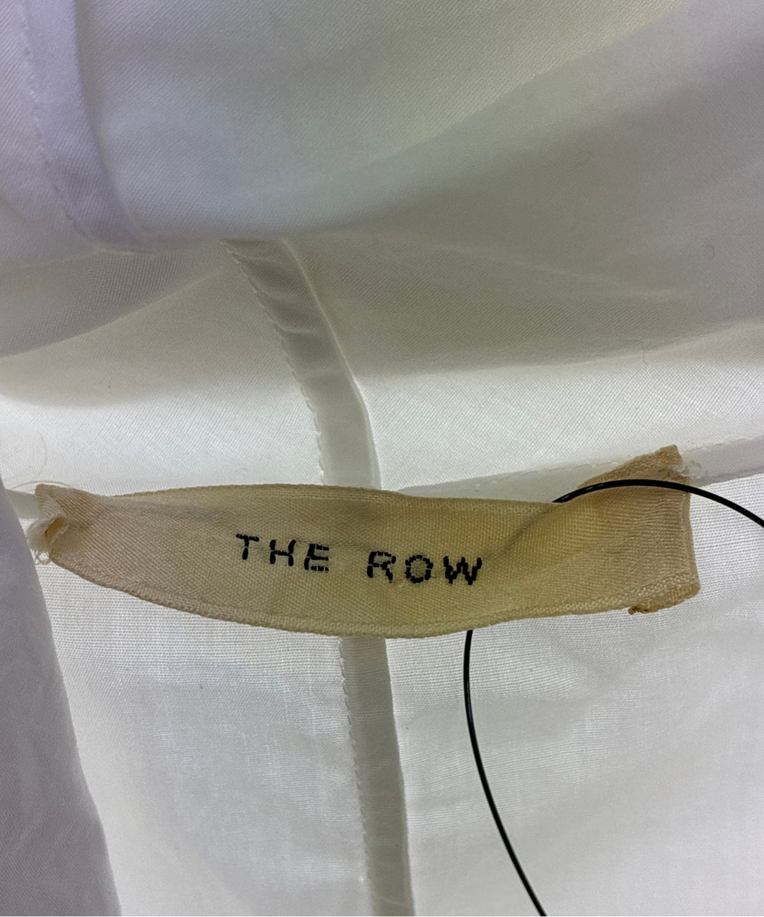 THE ROW แขนกุด
