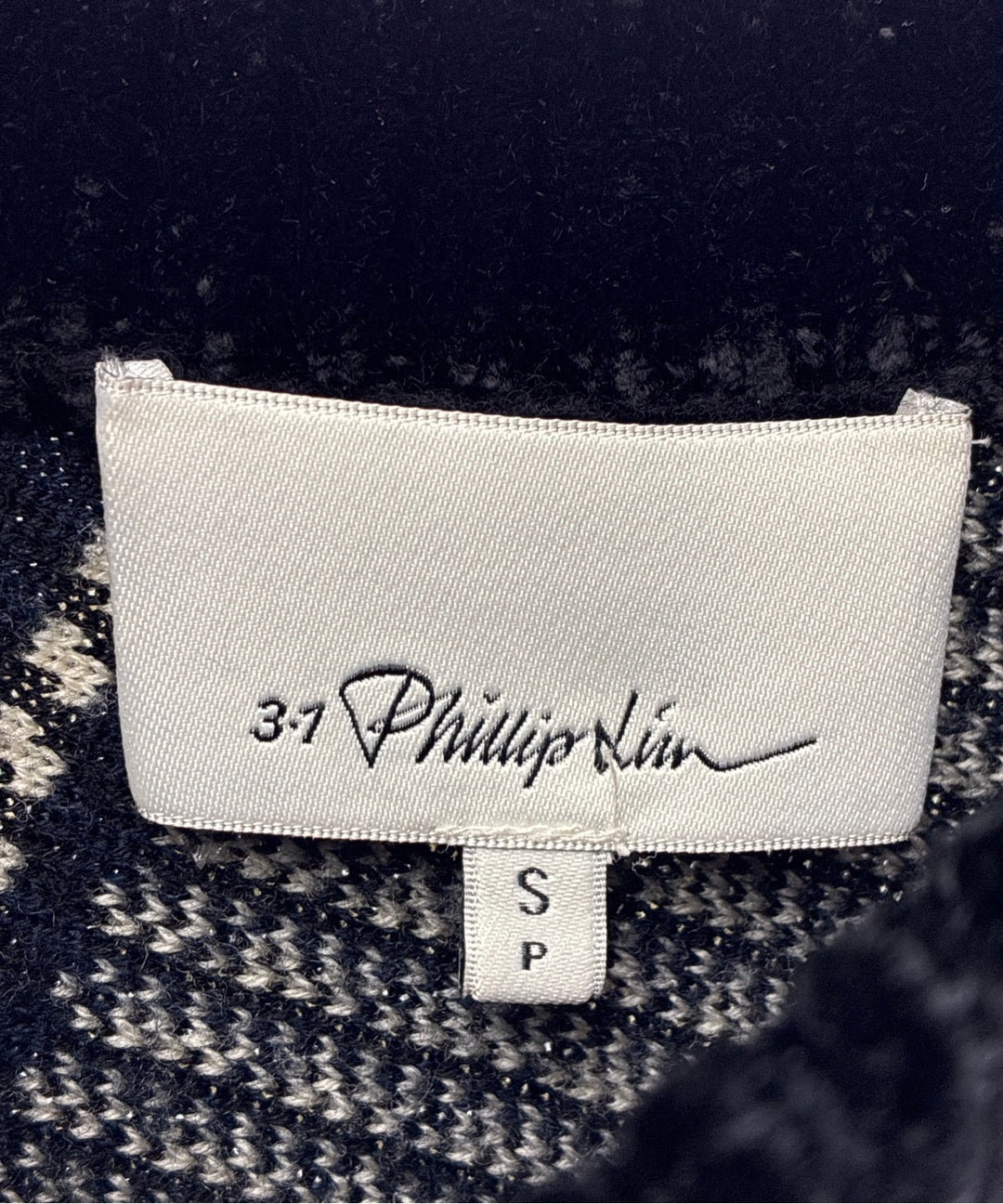 3.1 Phillip Lim เสื้อกันหนาว