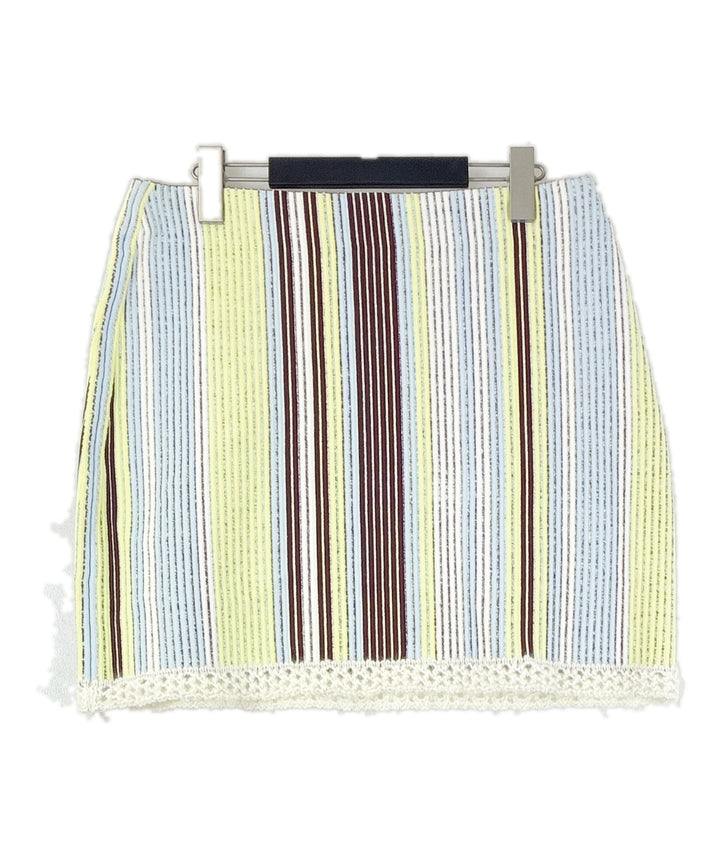 3.1 Phillip Lim กระโปรงยาวถึงเข่า