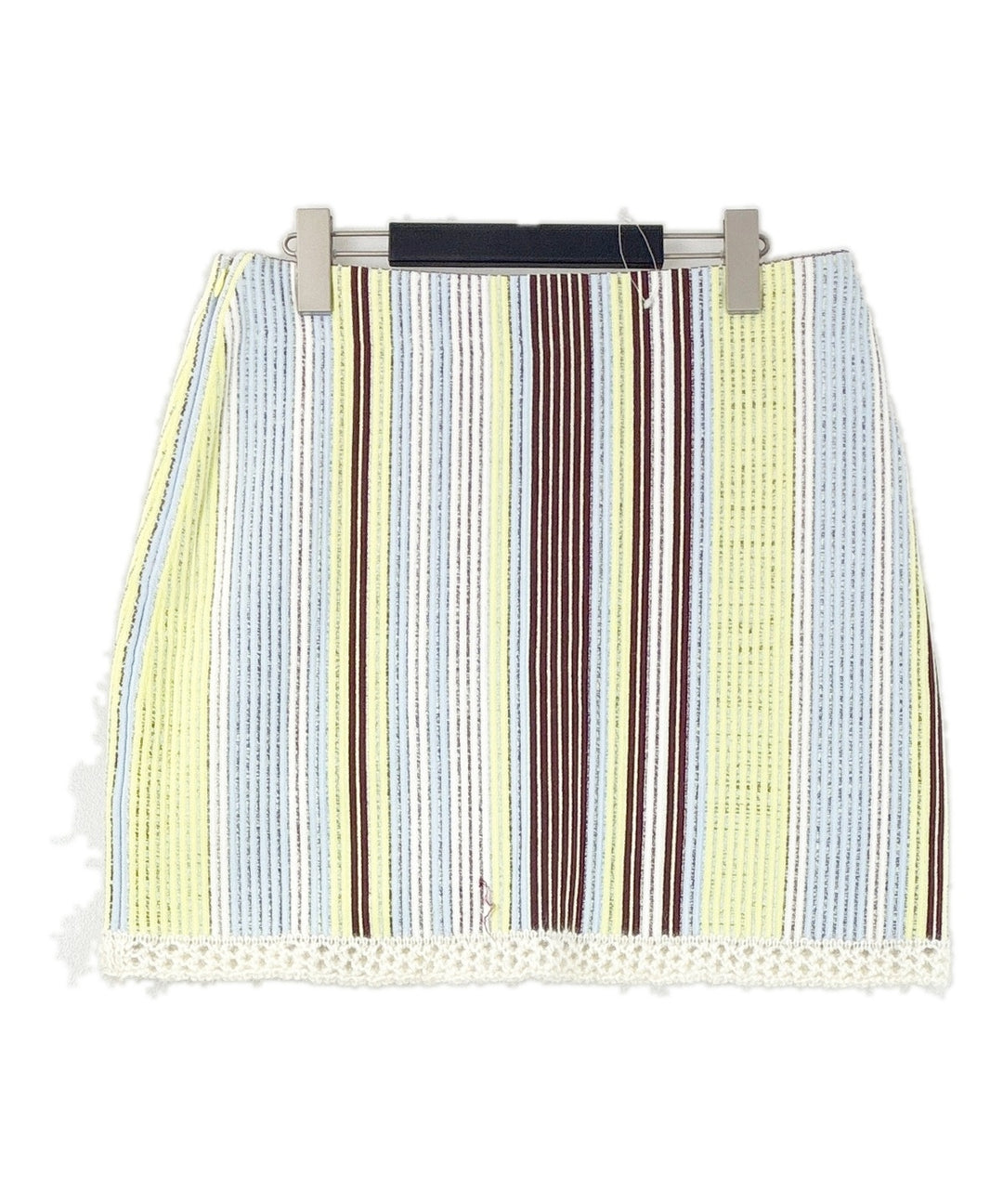 3.1 Phillip Lim กระโปรงยาวถึงเข่า