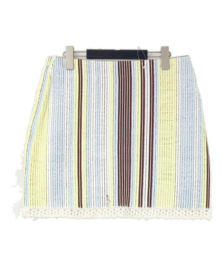 3.1 Phillip Lim กระโปรงยาวถึงเข่า