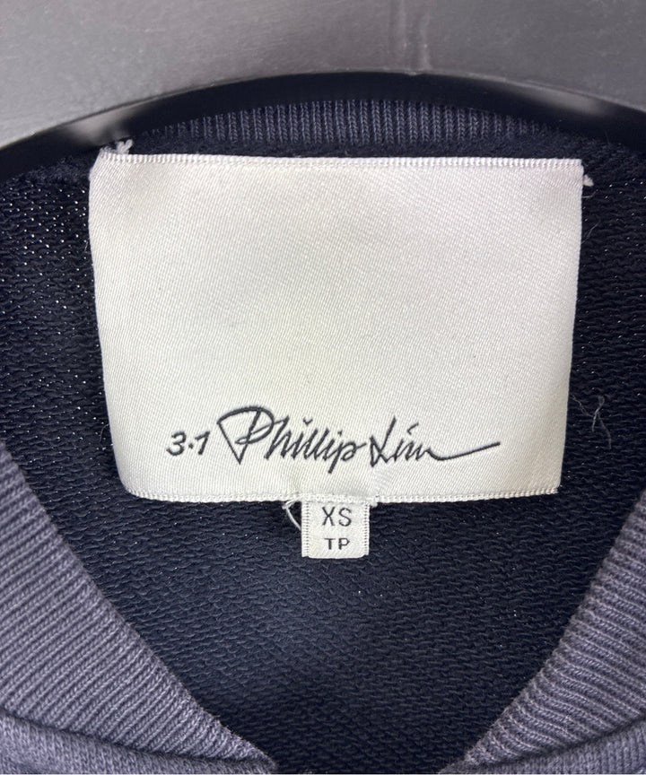 3.1 Phillip Lim เสื้อฮู้ด