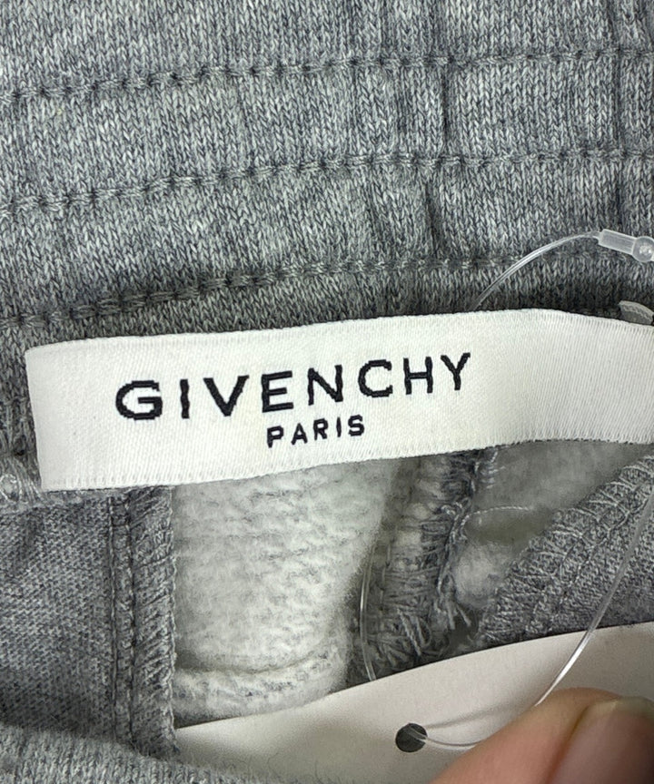 GIVENCHY กางเกงขาสั้น