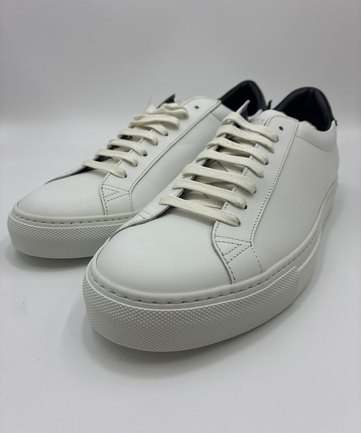 GIVENCHY รองเท้าผ้าใบ