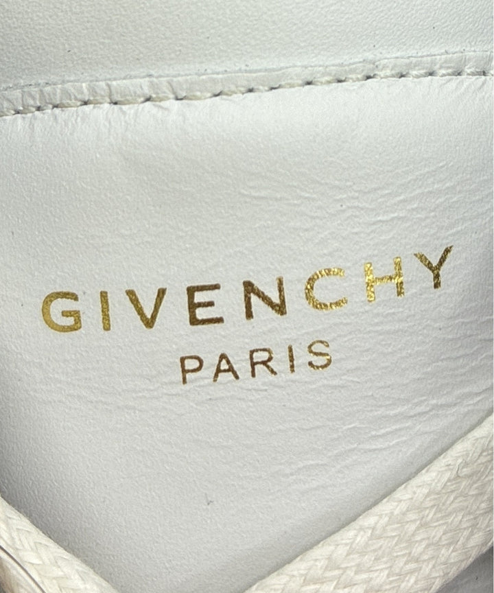 GIVENCHY รองเท้าผ้าใบ