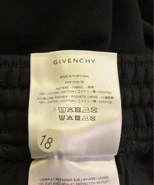 GIVENCHY กางเกงขาสั้น