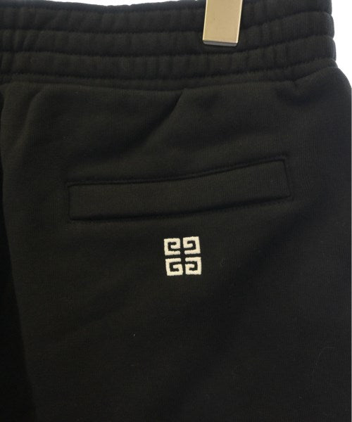GIVENCHY กางเกงขาสั้น