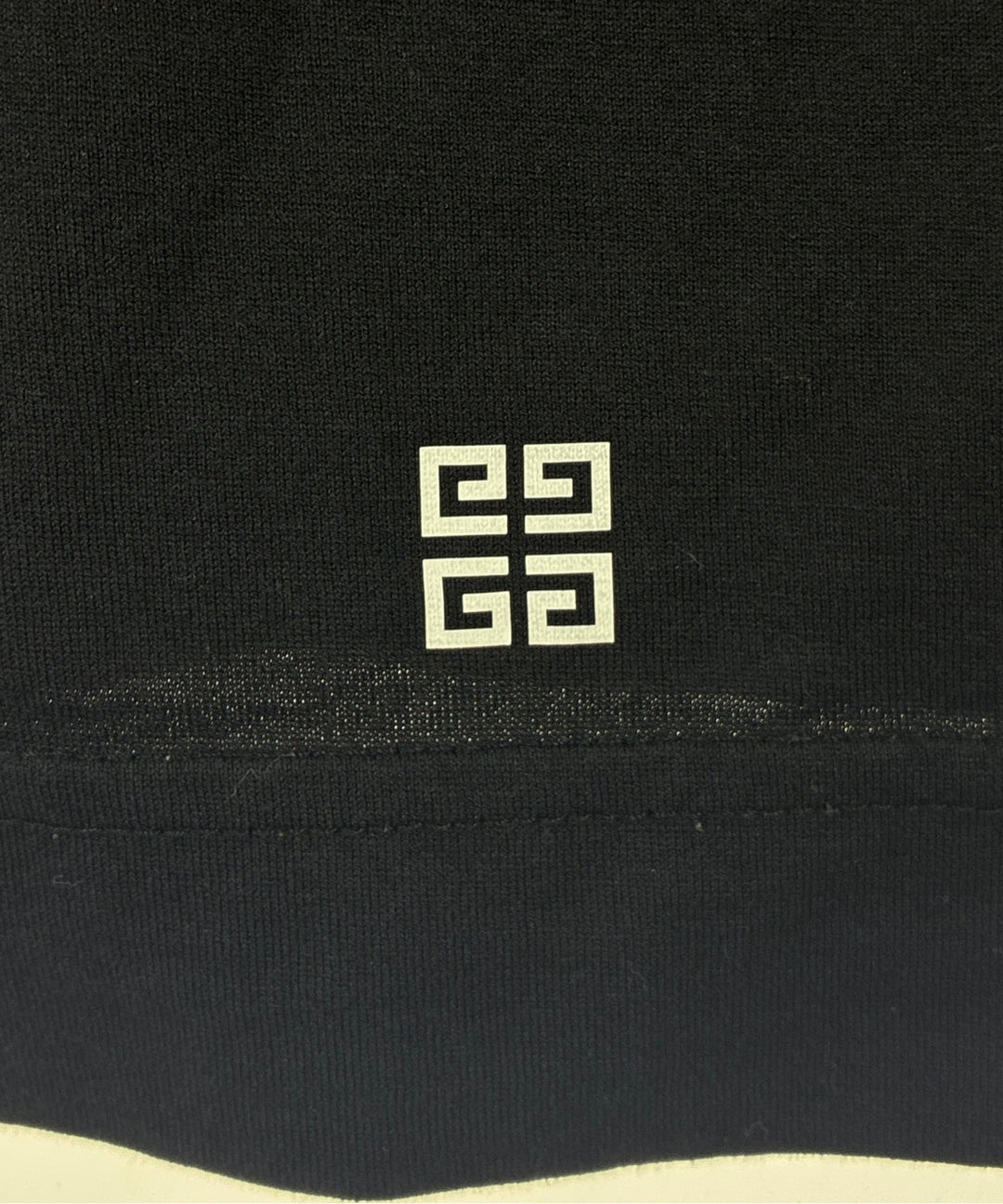 GIVENCHY เสื้อยืด/เสื้อท็อปส์