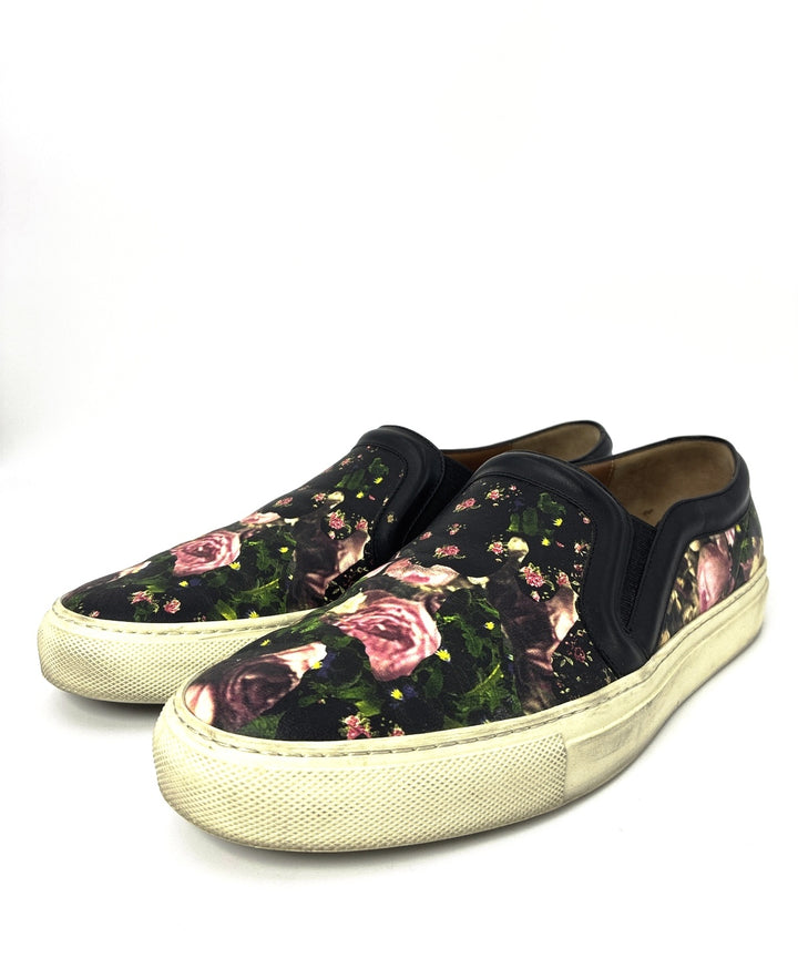 GIVENCHY รองเท้าผ้าใบ