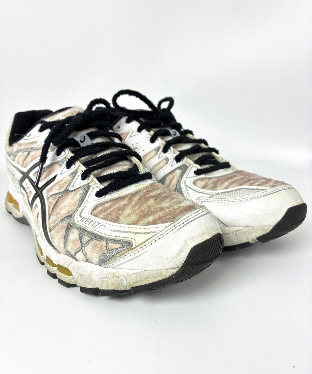 KENZO รองเท้าผ้าใบ