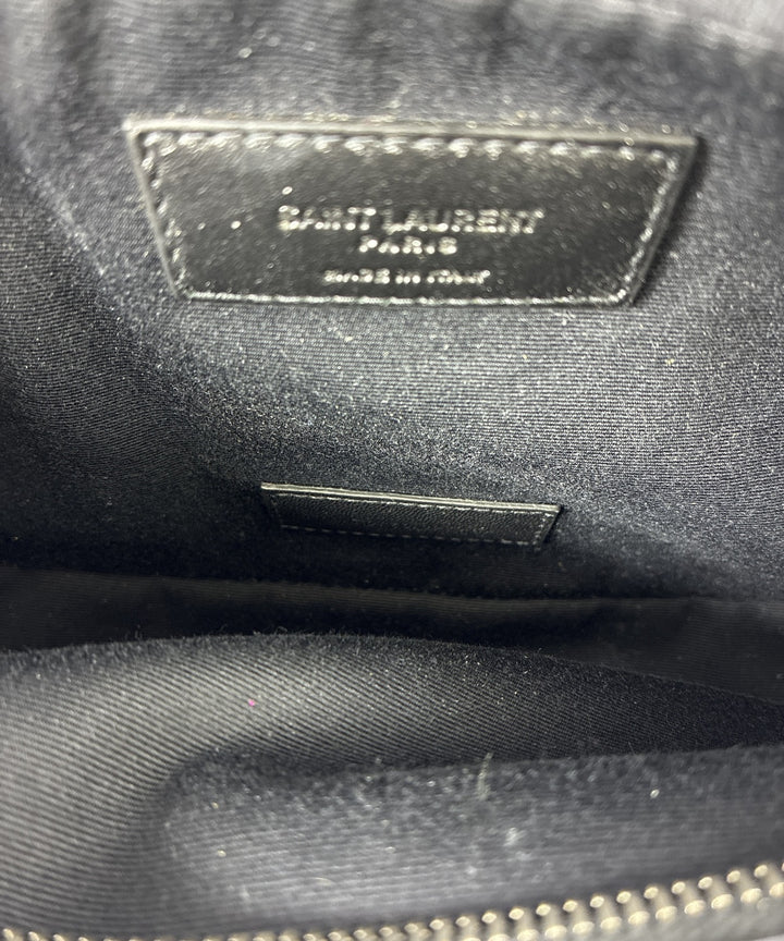 YVES SAINT LAURENT คลัตช์