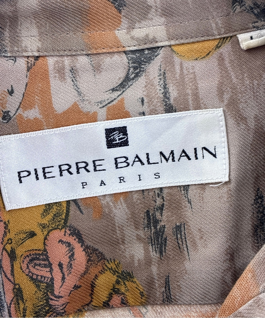 PIERRE BALMAIN เสื้อลำลอง