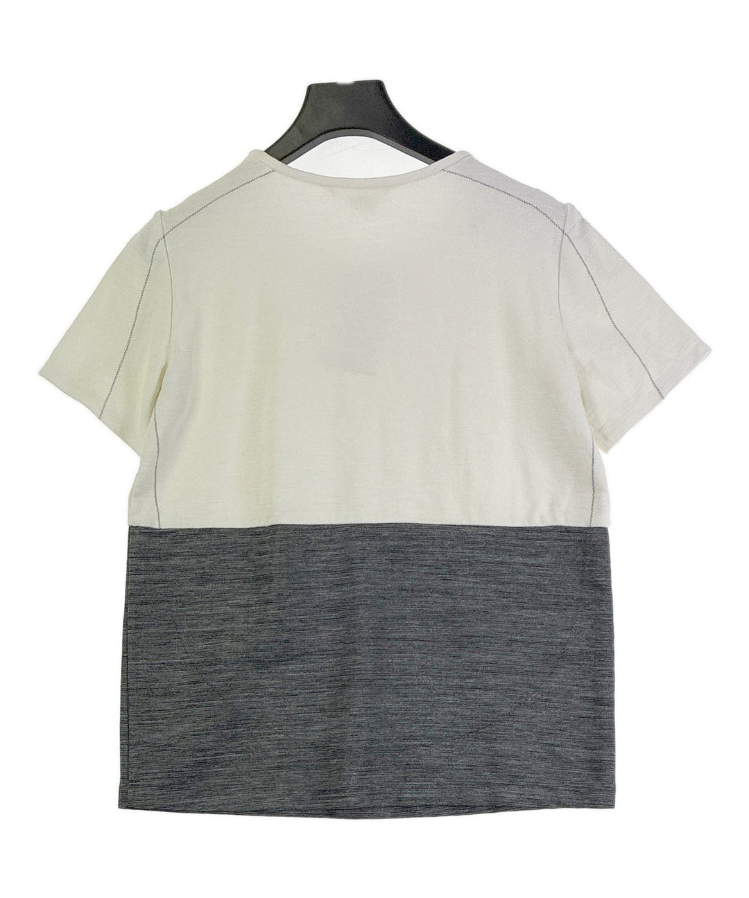 O'2nd เสื้อยืด/เสื้อท็อปส์