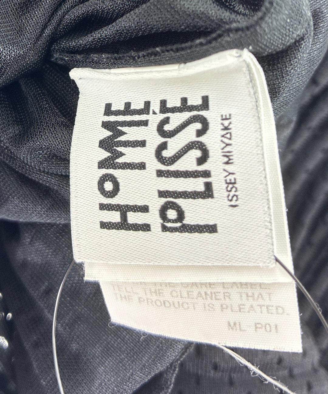 HOMME PLISSE กางเกงขาสั้น