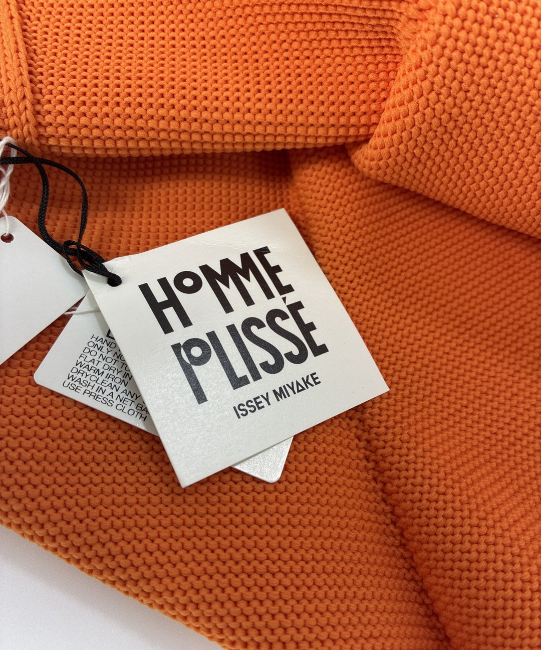 HOMME PLISSE หมวก
