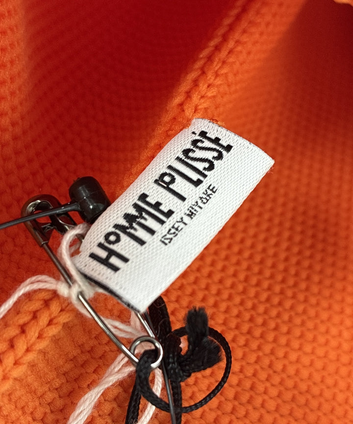 HOMME PLISSE หมวก