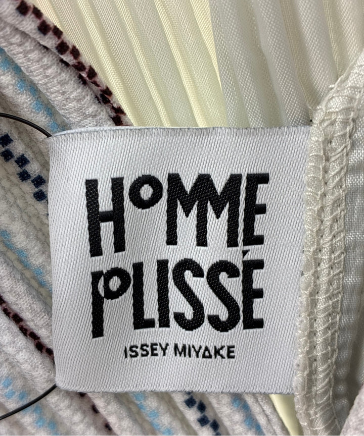 HOMME PLISSE เสื้อลำลอง