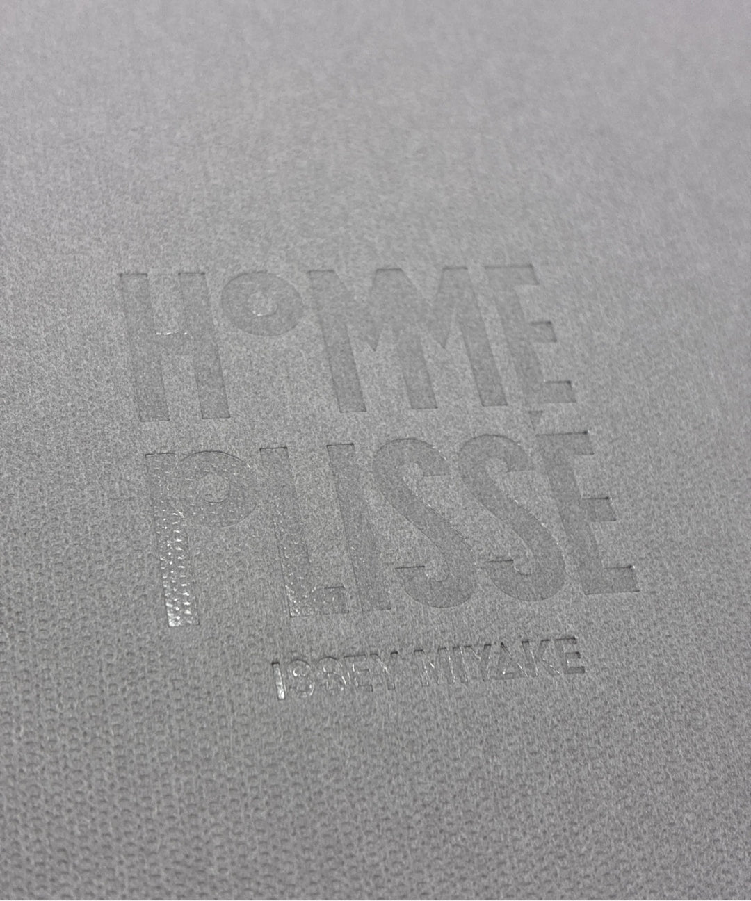 HOMME PLISSE อื่นๆ