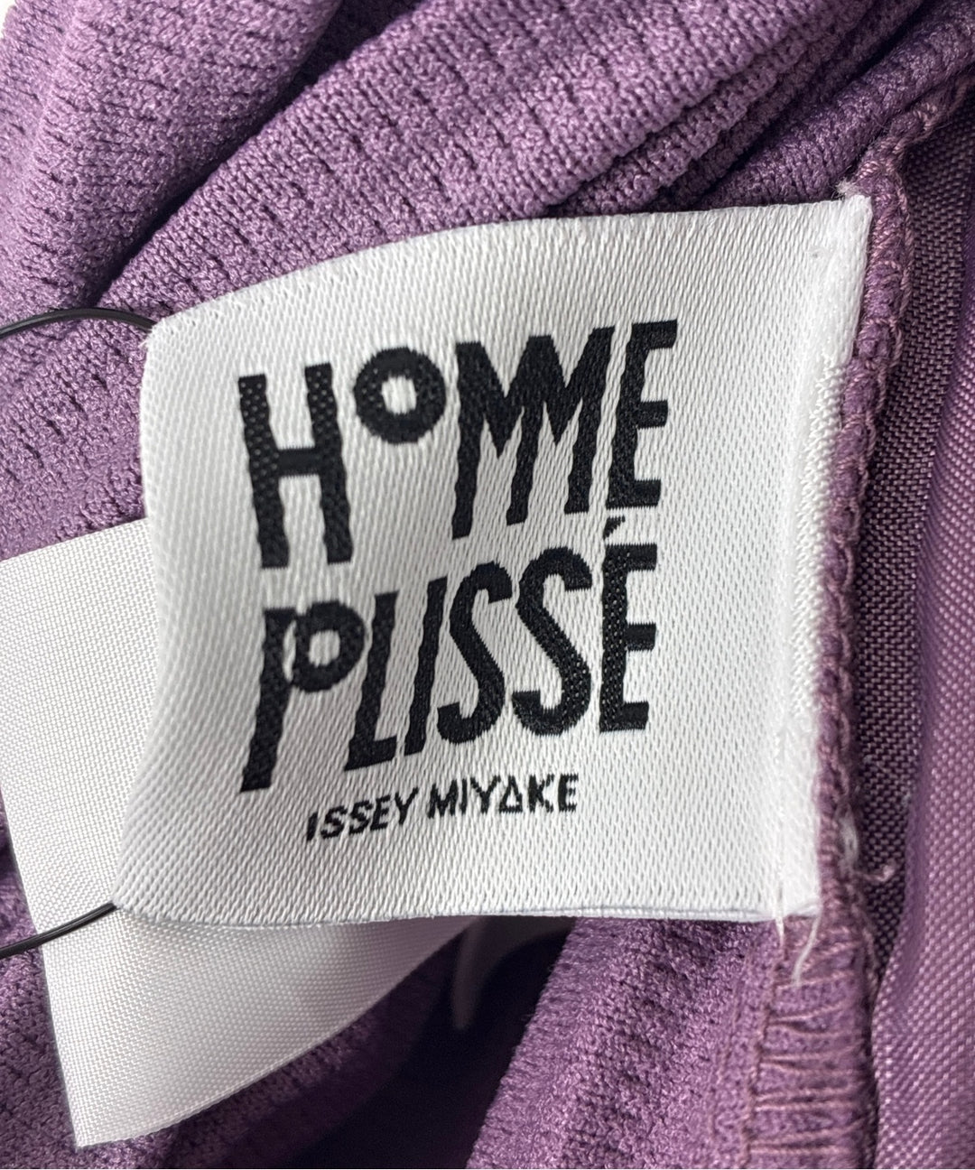 HOMME PLISSE กางเกงขาสั้น