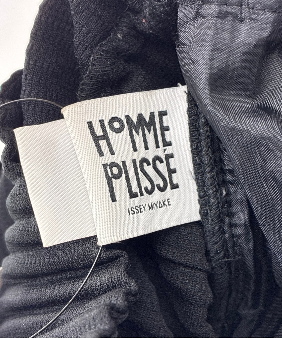 HOMME PLISSE กางเกง อื่น