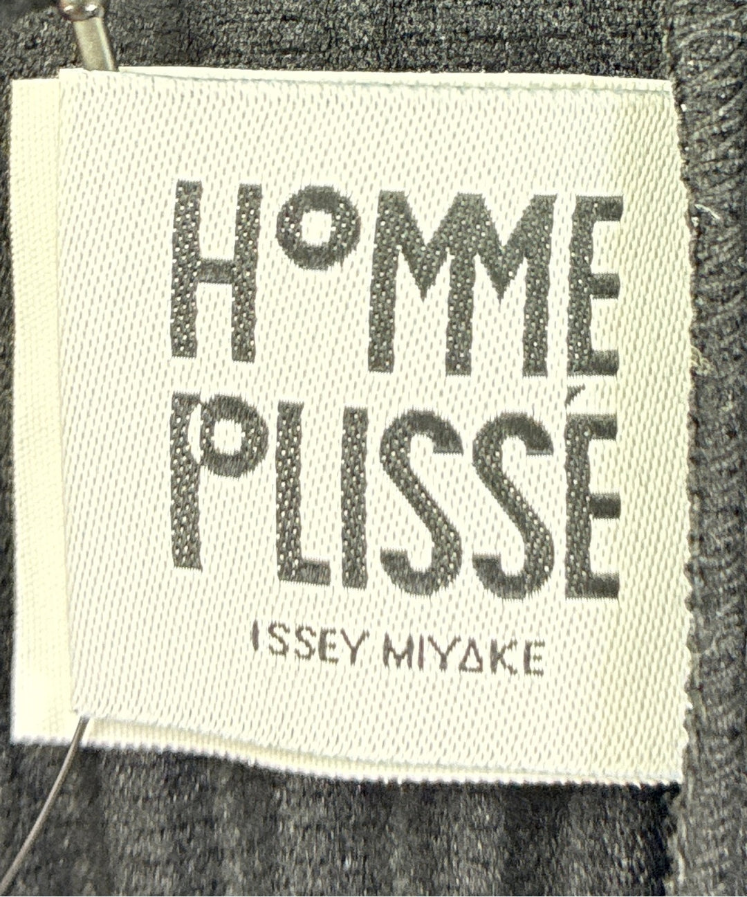 HOMME PLISSE เสื้อโปโล