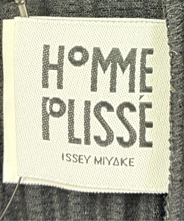 HOMME PLISSE เสื้อโปโล