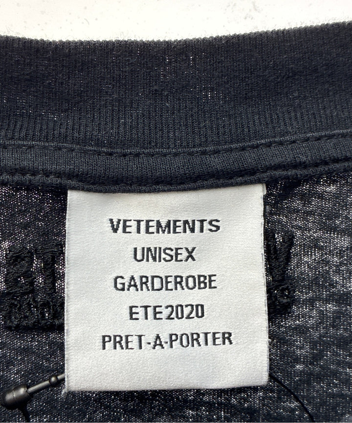 VETEMENTS เสื้อยืด/เสื้อท็อปส์