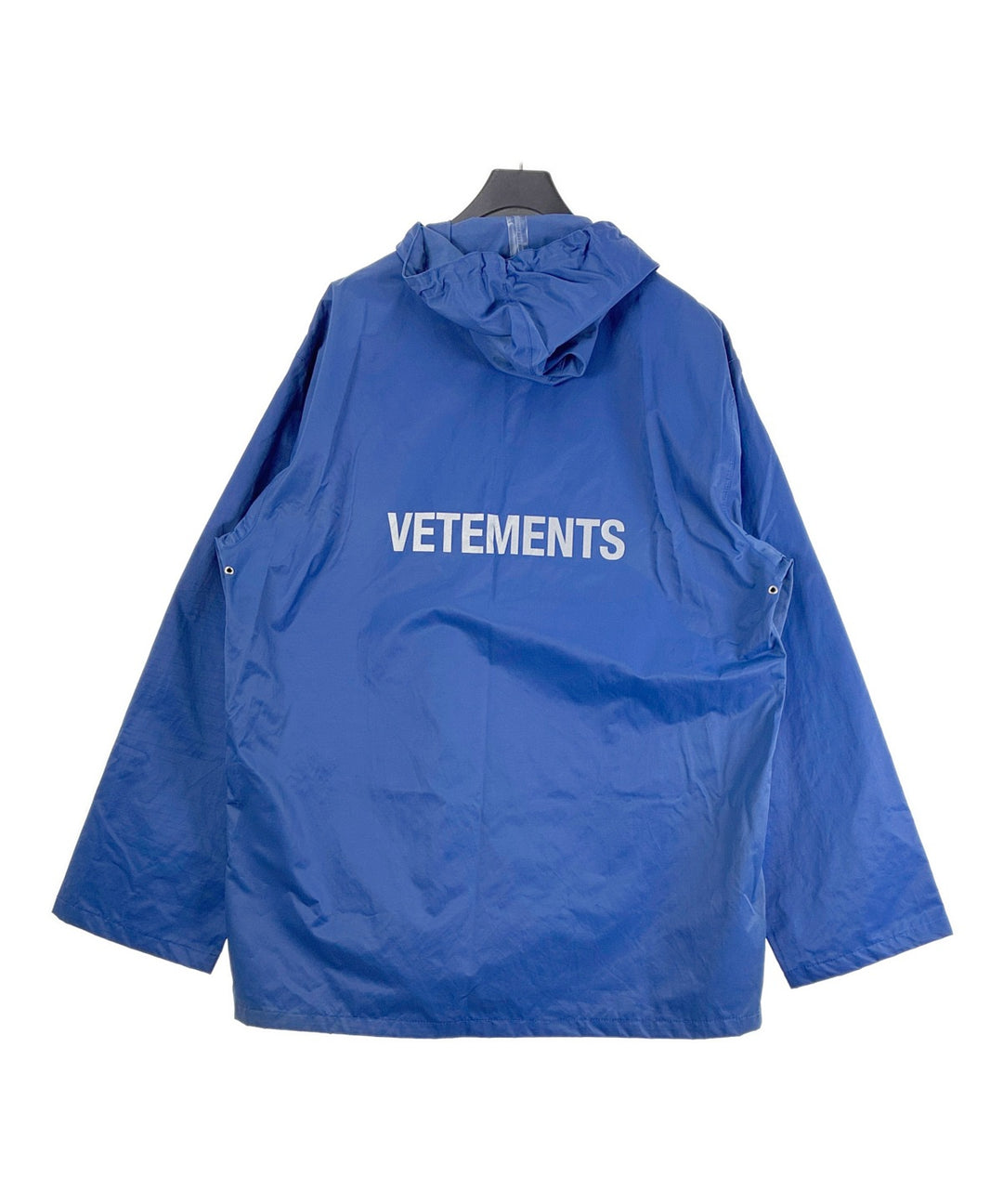 VETEMENTS เสื้อโค้ท อื่น