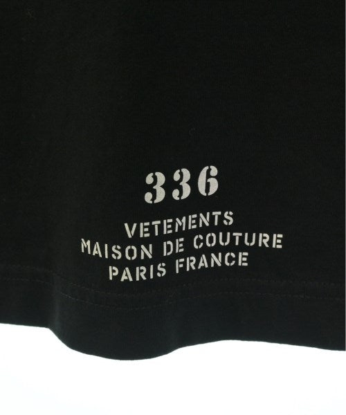 VETEMENTS เสื้อยืด/เสื้อท็อปส์